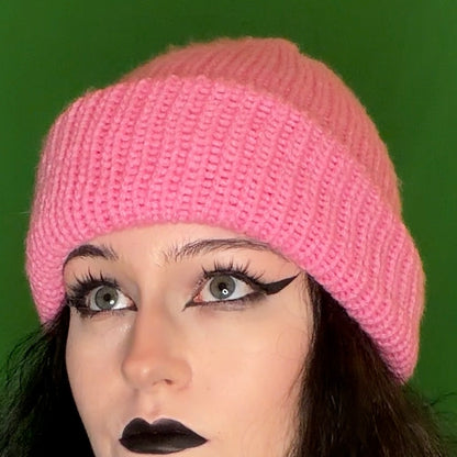 pink knit beanie!!