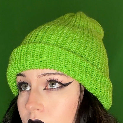 neon green beanie!!